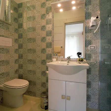 Askia & Breakfast 3* Ascea