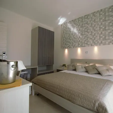 Askia & Breakfast 3* Ascea