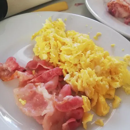 Askia & Breakfast Gasthof Ascea